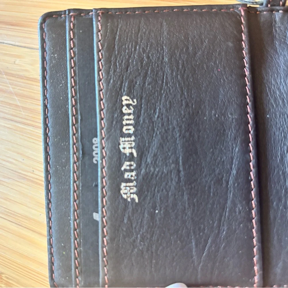 Juicy Couture Black Key & Card Holder with Embroidered Crest - Picture 7 of 7